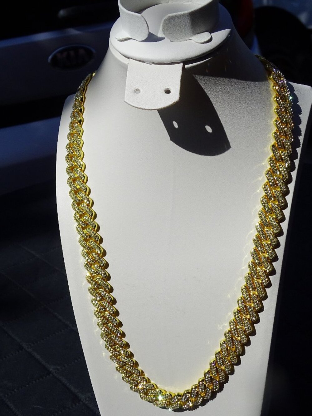 Gorgeous Gold Plated Necklace Covered with Crystals BLINGED! 24"